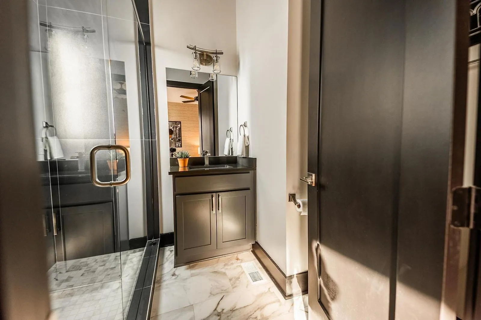Heart Of Gulch - 4 Min To Broadway - Designer Home Nashville 0*,
